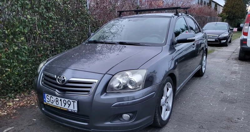 Toyota Avensis cena 10900 przebieg: 350000, rok produkcji 2007 z Warszawa małe 326